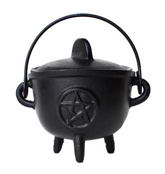 5\" Cast iron cauldron w/ lid Pentagram